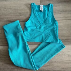 Athleta Turquoise Leggings and Tank Set